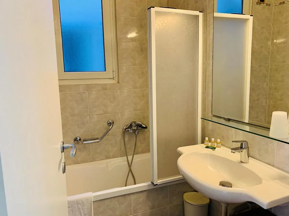 Front Lake Apartment Bardolino