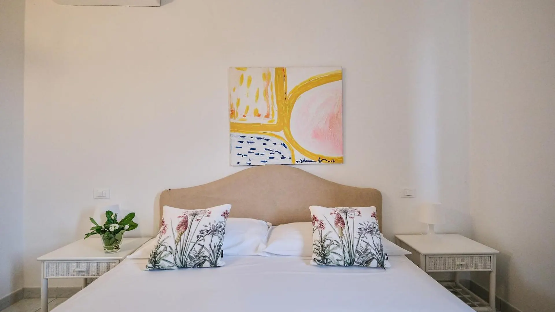 Aparthotel Front Lake Apartment Bardolino