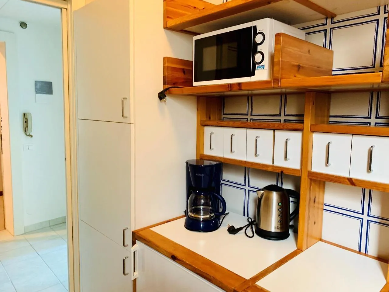 Front Lake Apartment Bardolino 0*,  Italien