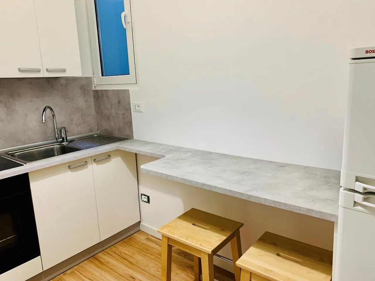 Aparthotel Front Lake Apartment Bardolino Italien